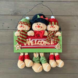 Festive Gingerbread Welcome Sign with Snowman - Green and Red
